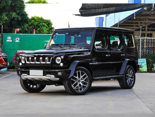 BJ80 SUV Napęd na cztery koła Automatyczna wersja rycerza 2.3T 170kw 345NM