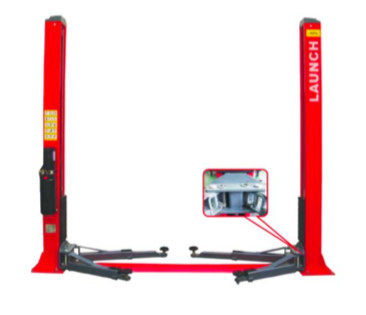 Auto Launch 4 Ton Two Post Automotive Lift W magazynie