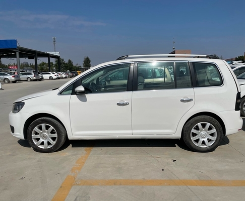 Odnowiony Volkswagen Używany pojazd silnikowy Touran MPV 6-osobowy 86000 km