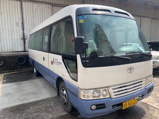 4.0L 100kw Toyota Coaster Autobus pasażerski 23-osobowy Diesel 4.0 Euro 3