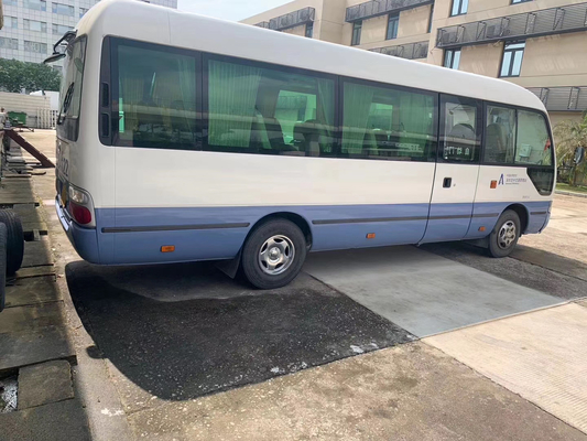 4.0L 100kw Toyota Coaster Autobus pasażerski 23-osobowy Diesel 4.0 Euro 3